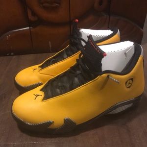 Ferrari 14s